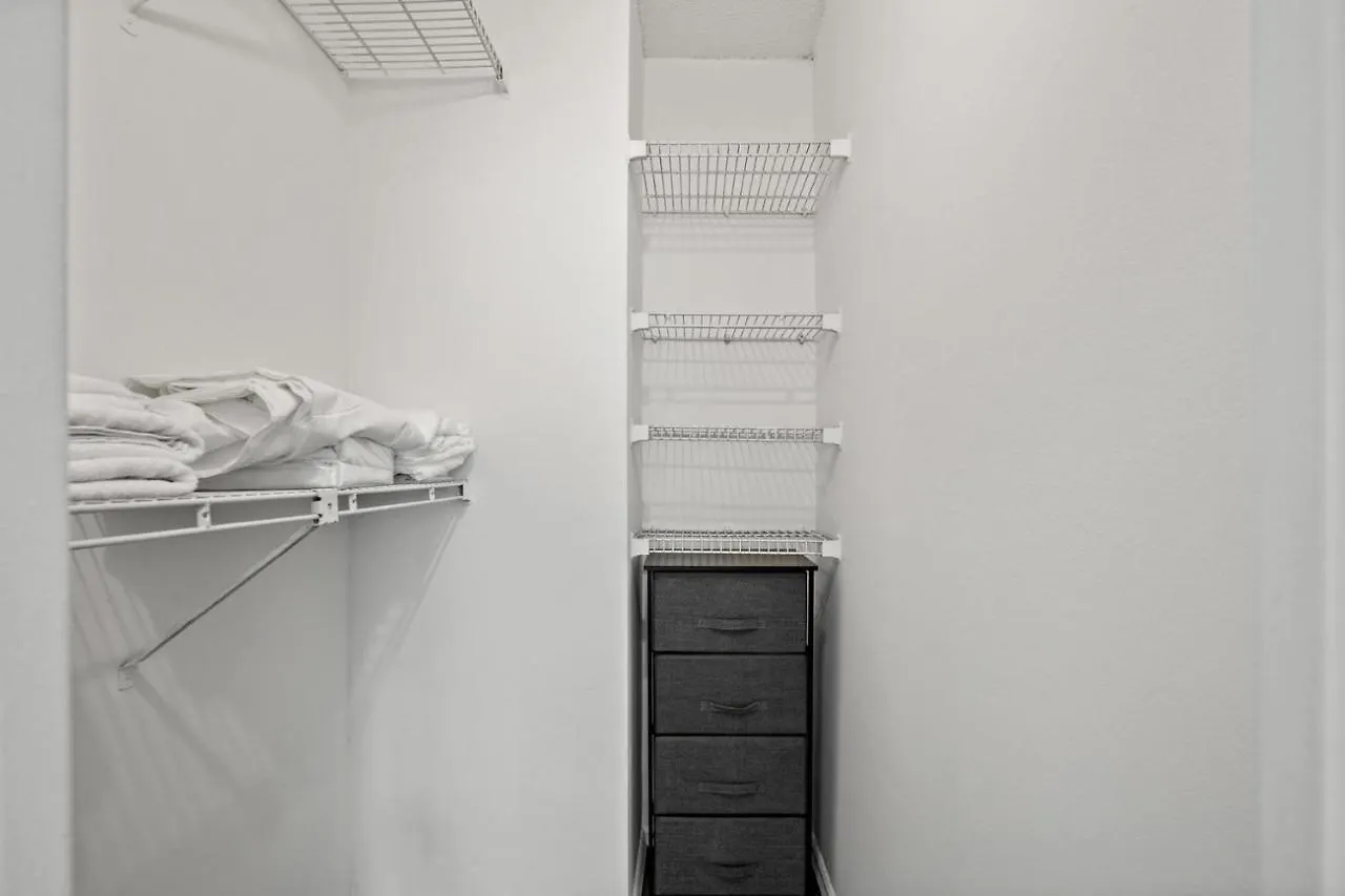 Midtown East 1Br W Gym Nr East River Esplanade Nyc-1382 New York