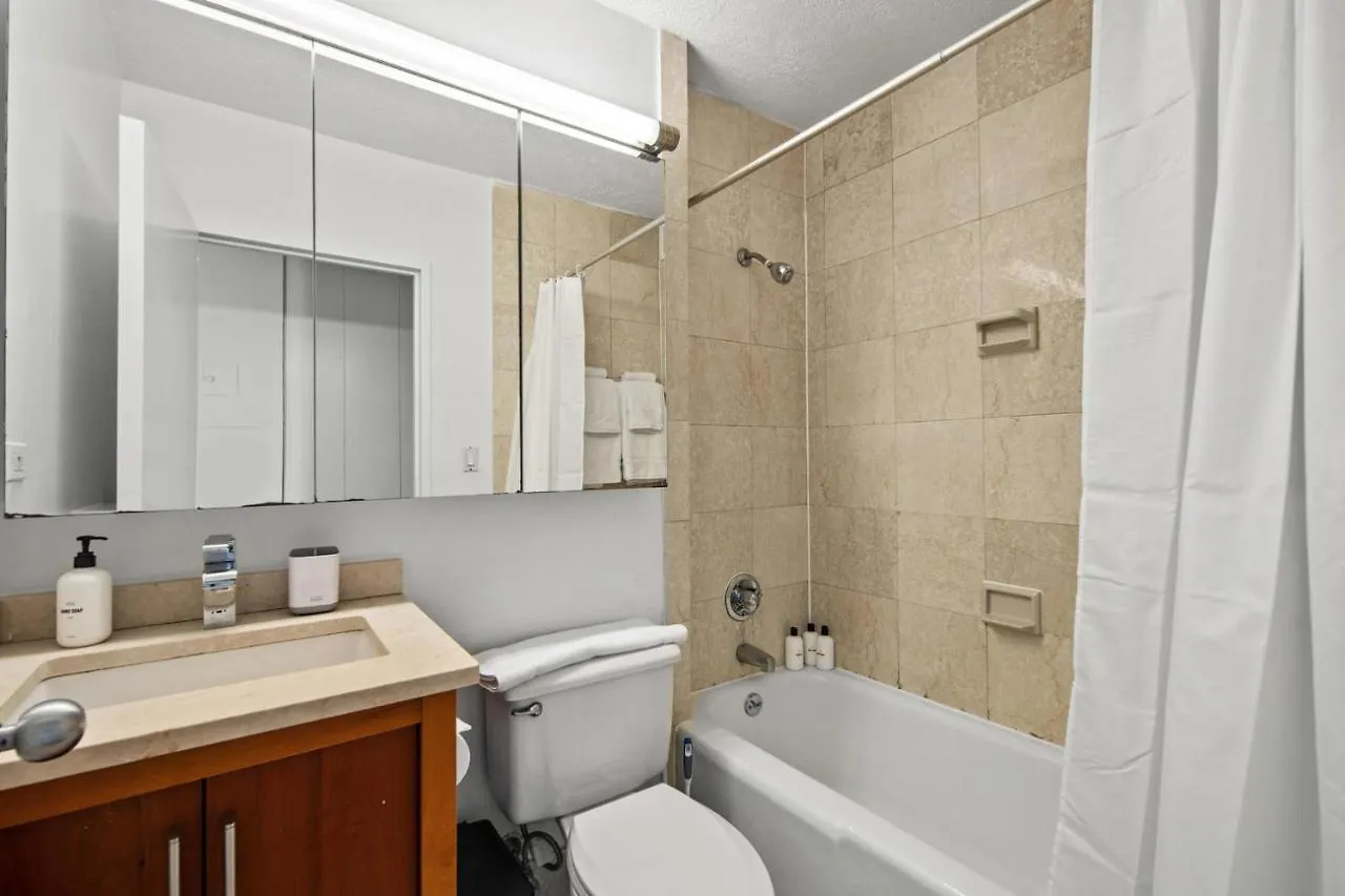 Midtown East 1Br W Gym Nr East River Esplanade Nyc-1382 New York